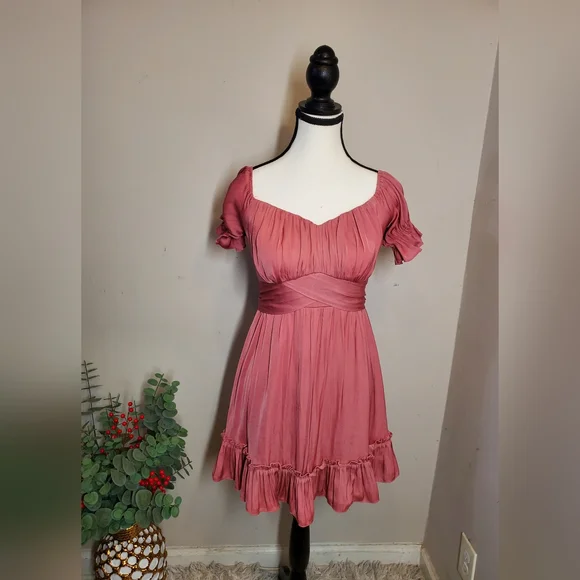 Hello Molly Women's Camara Shy Rose Mini Dress Size 4 - Picture 10 of 16